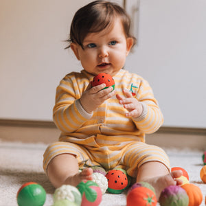 OLI&CAROL Fruit Salad Baby Sensory Balls